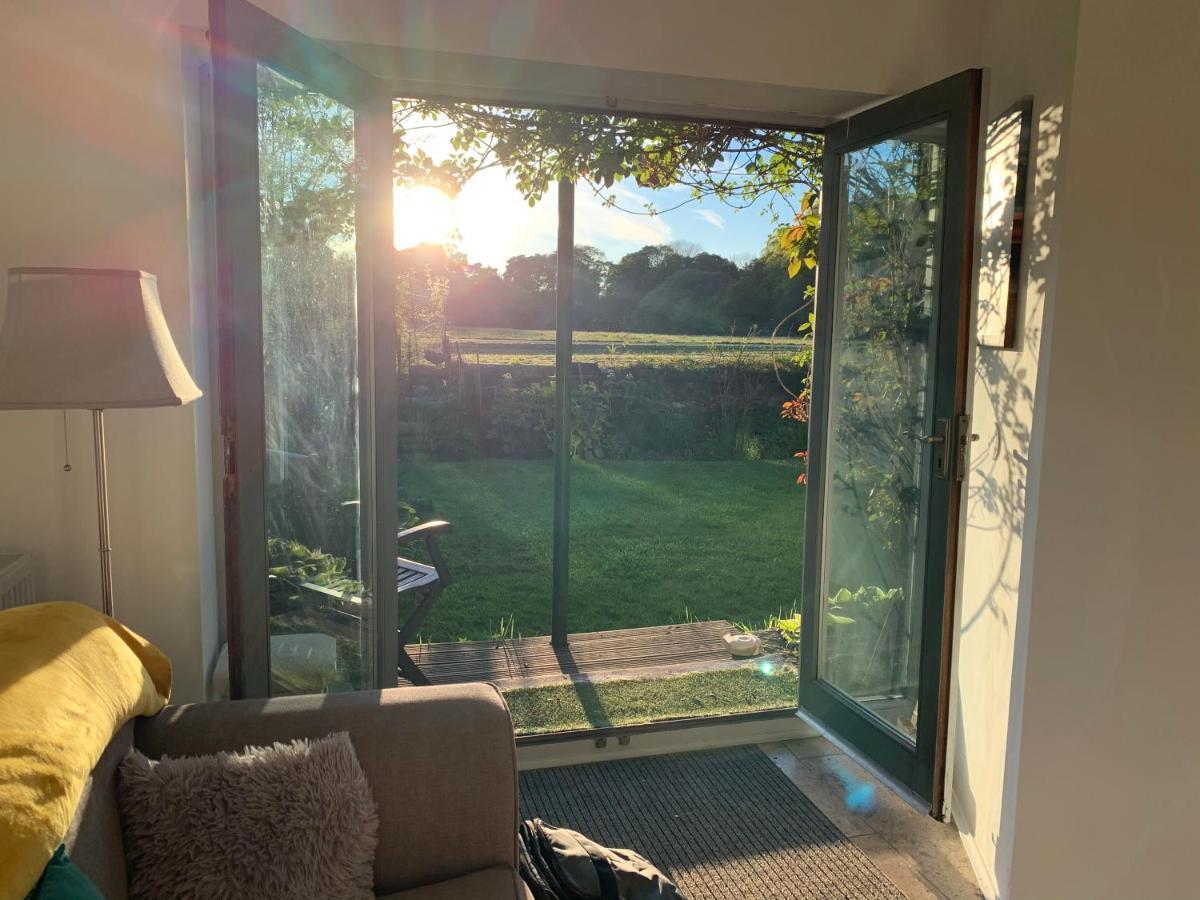 Spacious With Spectacular Views And Private Garden Villa Buxton  Exterior foto