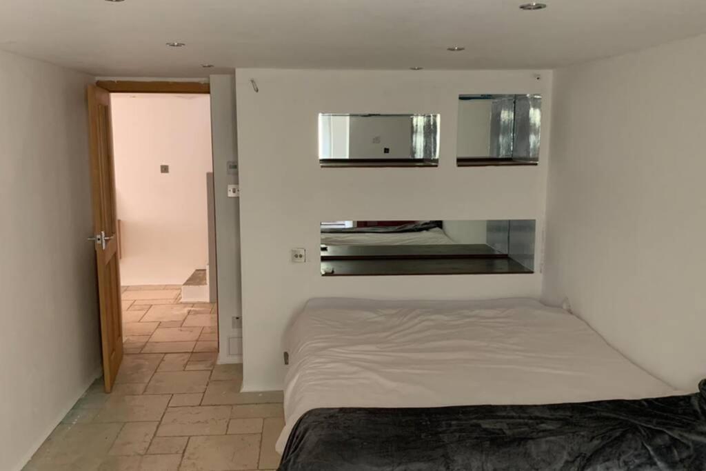 Spacious With Spectacular Views And Private Garden Villa Buxton  Exterior foto