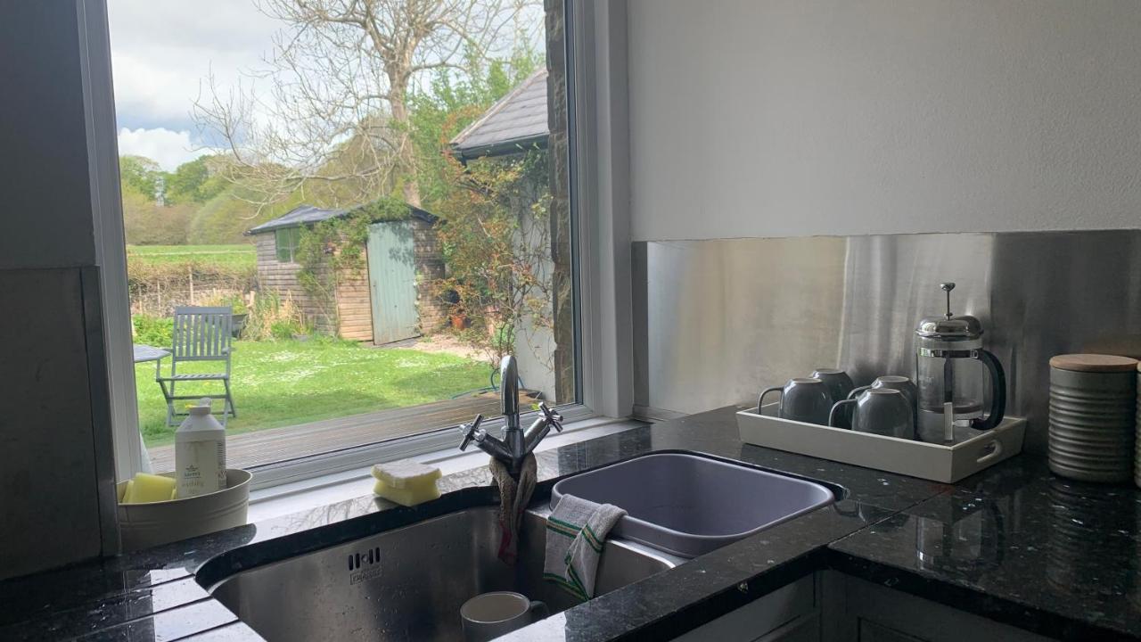 Spacious With Spectacular Views And Private Garden Villa Buxton  Exterior foto