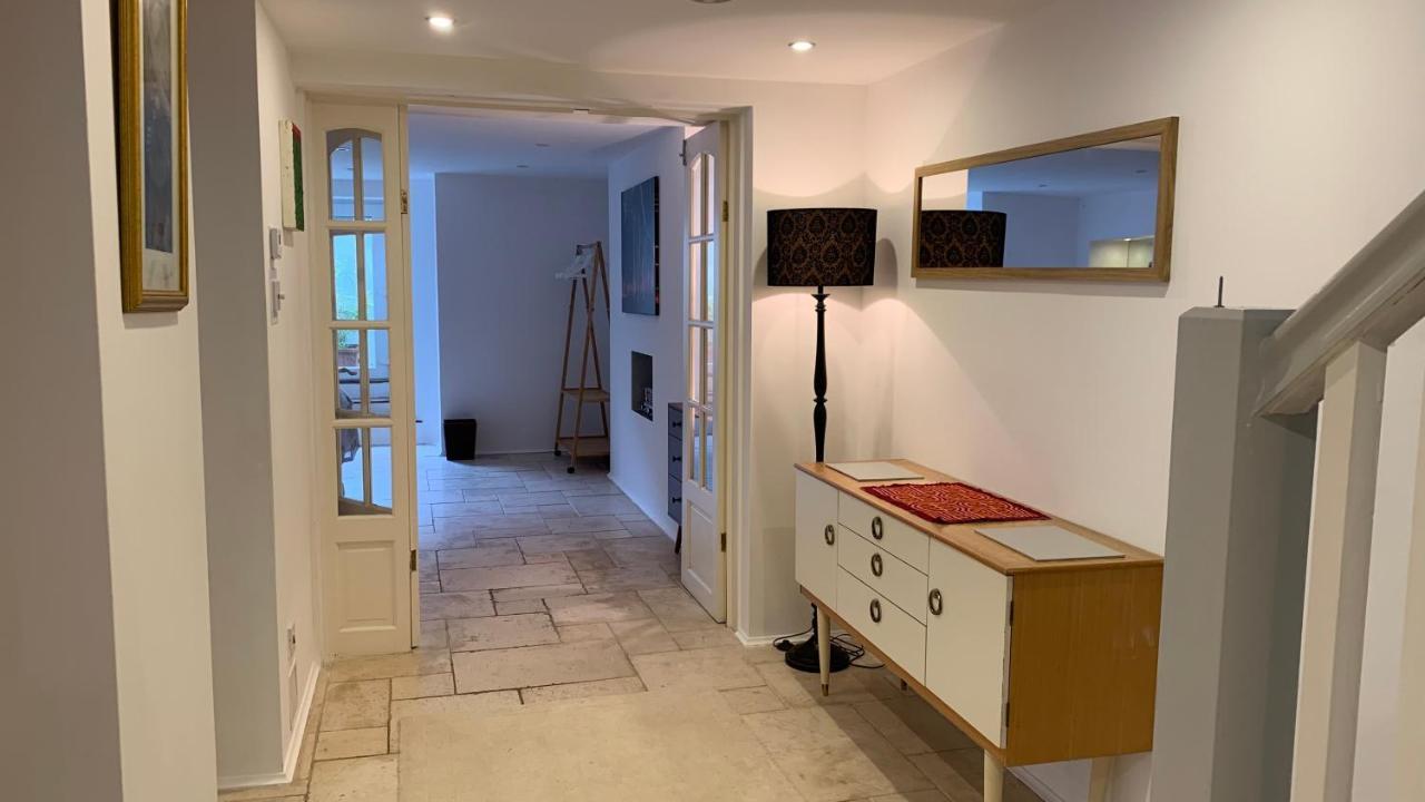 Spacious With Spectacular Views And Private Garden Villa Buxton  Exterior foto