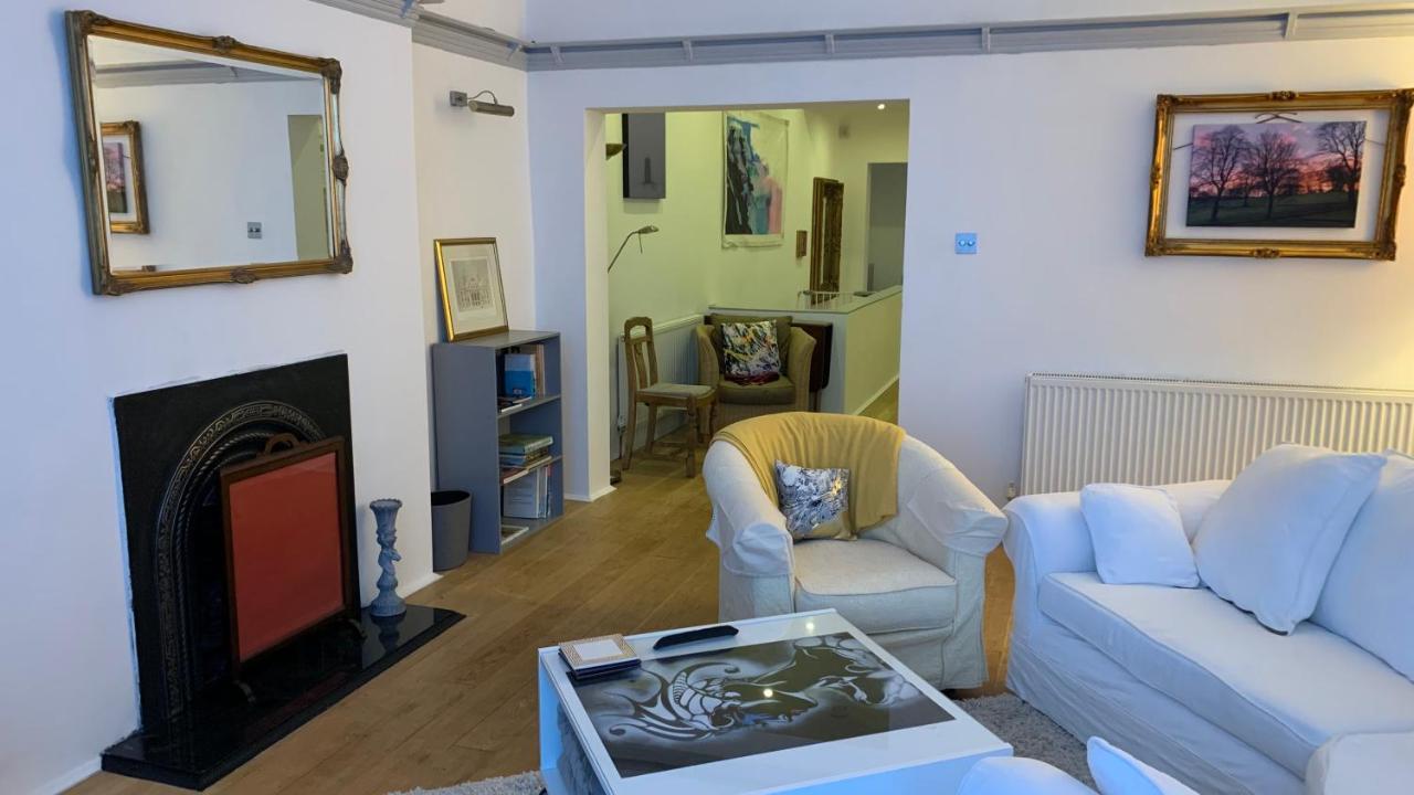 Spacious With Spectacular Views And Private Garden Villa Buxton  Exterior foto
